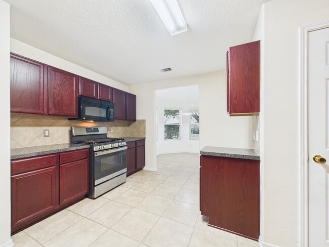 Building Photo - 5039 Ivy Fair Way