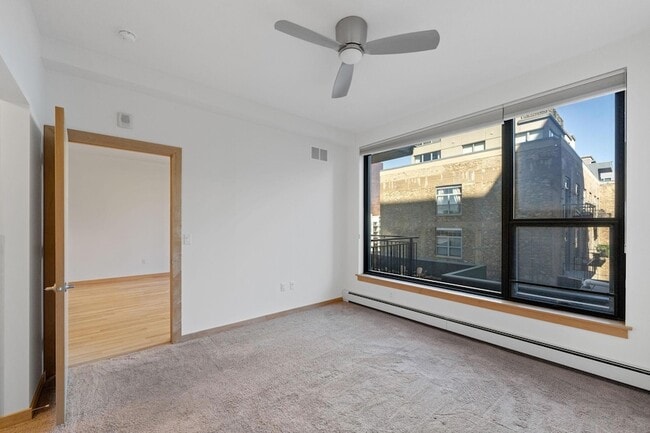 Building Photo - 740 Portland Ave