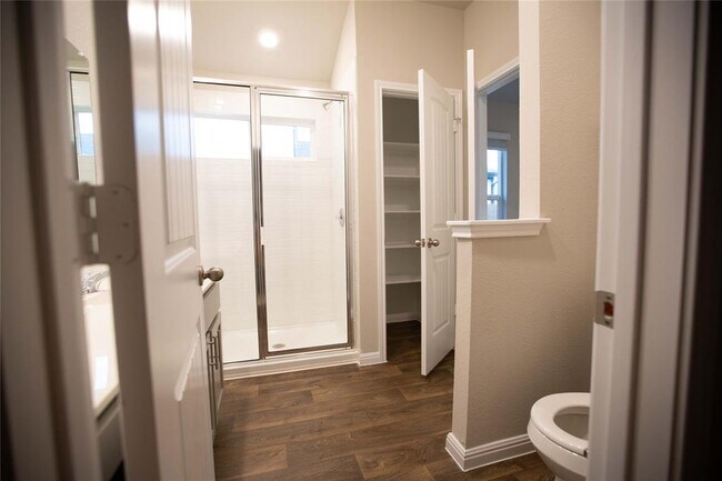 Building Photo - 1525 Arborside Dr