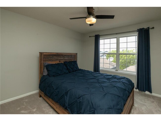 Building Photo - 578 Pointe Ct SW