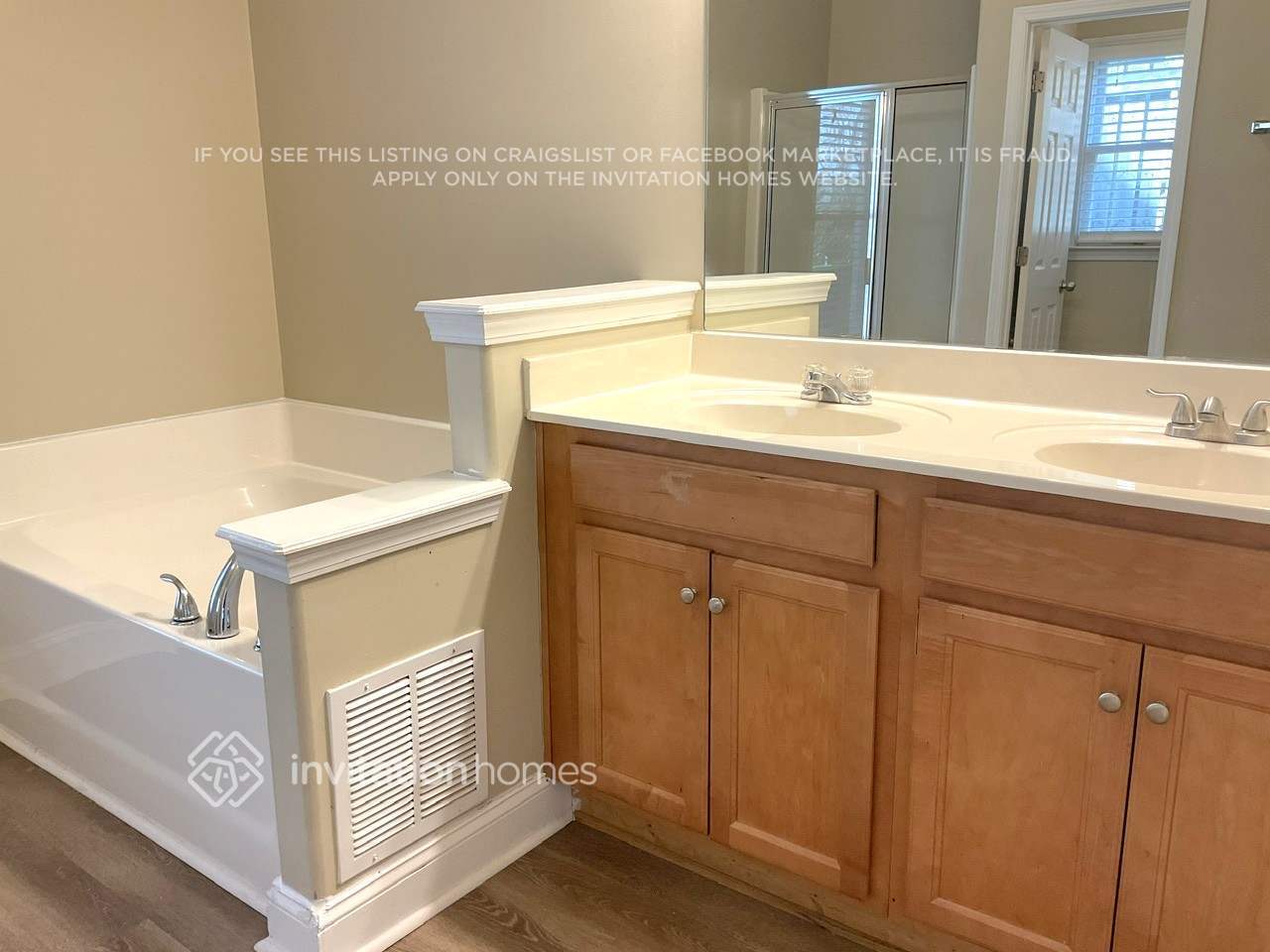 Building Photo - 69 Richmond Way