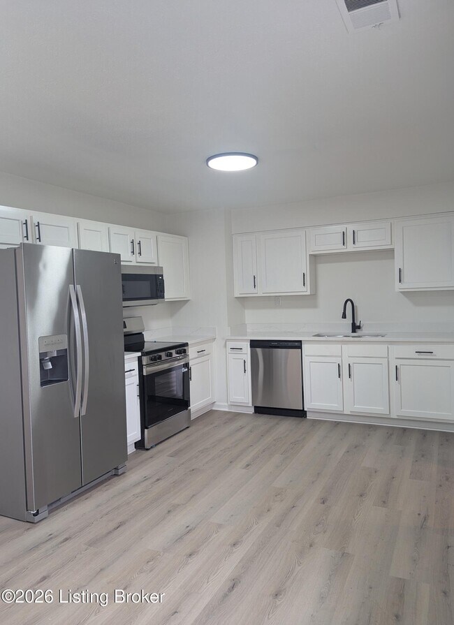 Building Photo - 6109 Toebbe Ln