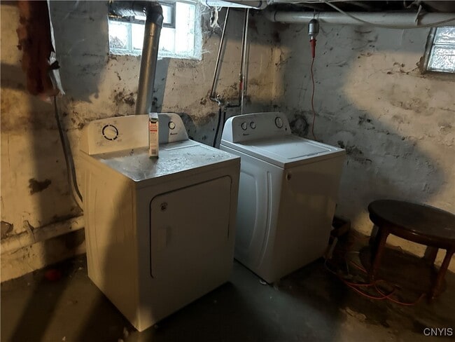 Building Photo - 110 Homewood Dr