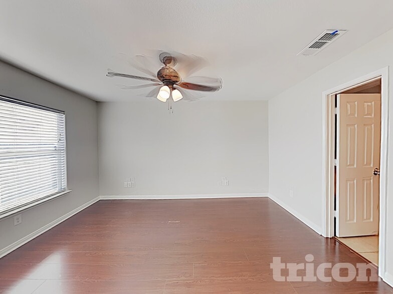 Building Photo - 257 Dodge City Trail