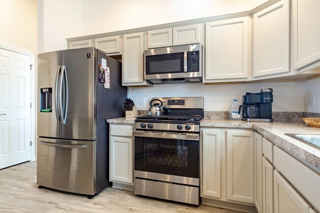 Building Photo - M316 Klamut (VSC-10/%)