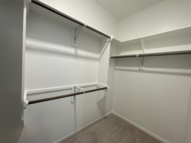 Building Photo - 12614 White Pelican Ct