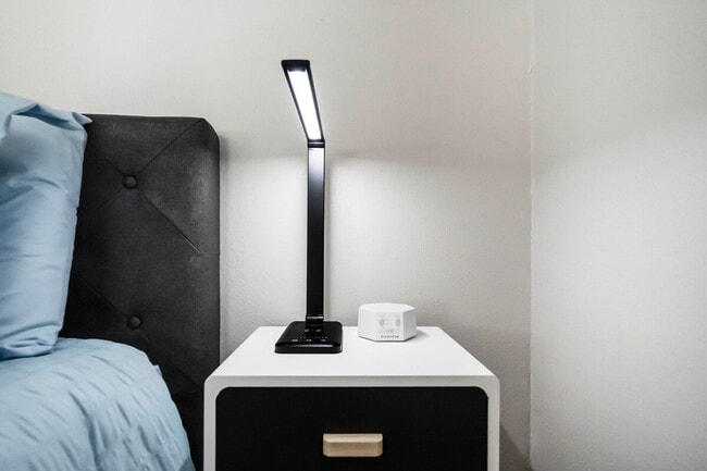 Building Photo - 8411 Brixton-SI ID1386179P