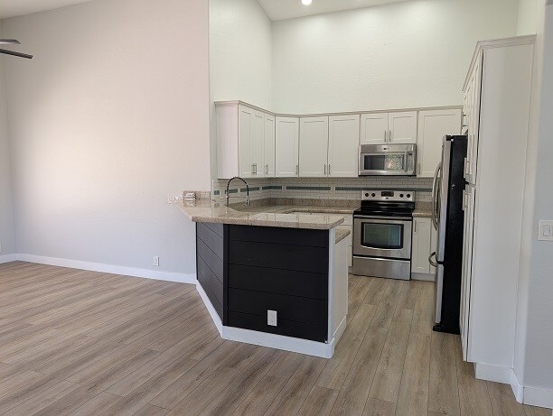 Building Photo - 3741 S Waterfront Dr