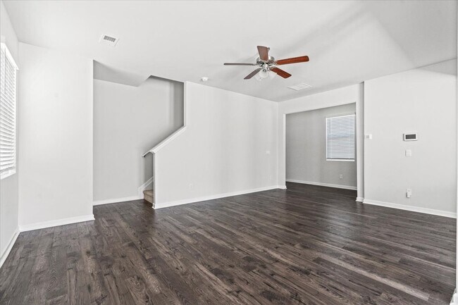 Building Photo - 5144 Captain Dr