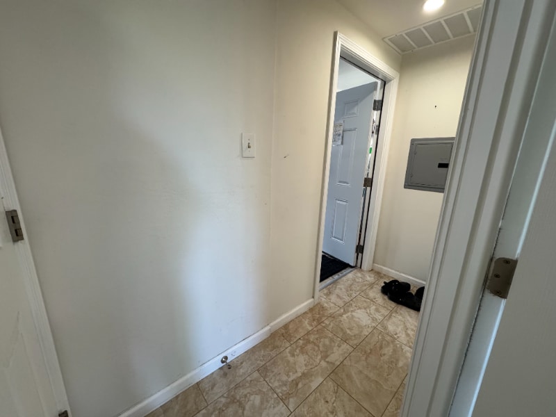 Building Photo - 127 Marbly Ave