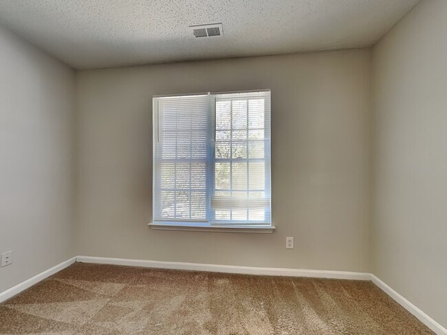 Building Photo - 3518 Joel Turner Dr