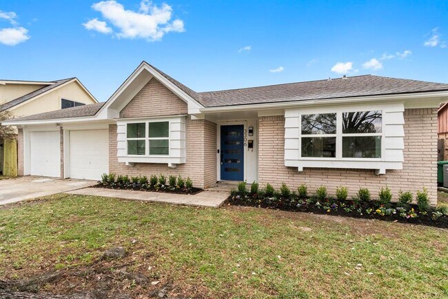 Building Photo - 3306 Crestdale Dr