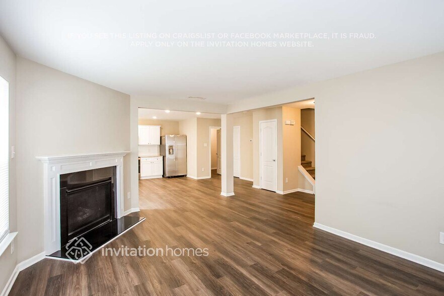 Building Photo - 726 Sinclair Dr