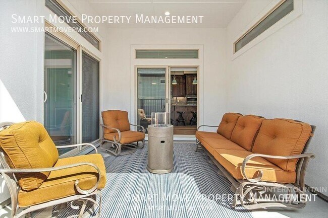 Building Photo - 6606 N Spindrift Way