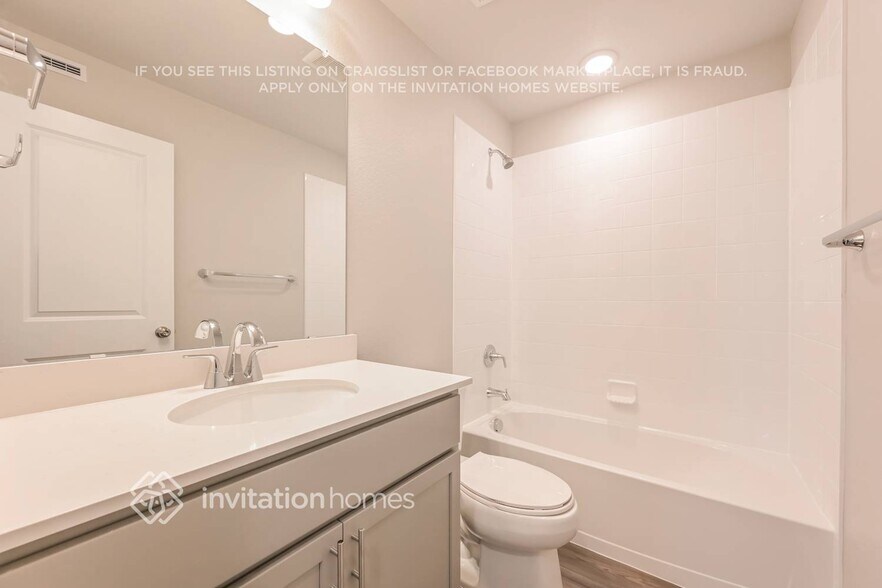 Building Photo - 4721 N Valdai Ct