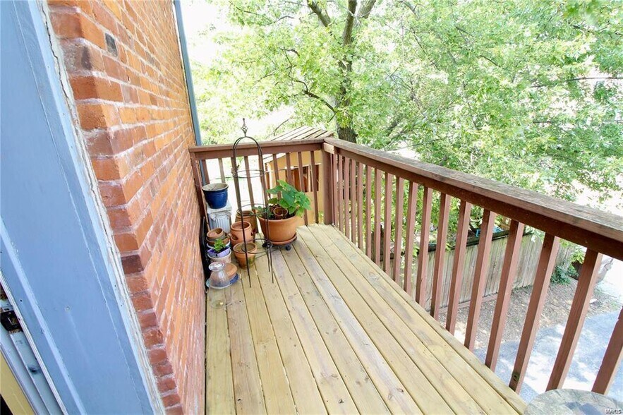 Building Photo - 4139 Castleman Ave 2W