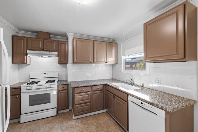 Building Photo - 316 Cupertino Way