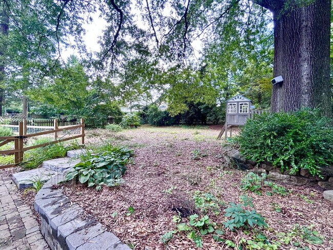 Building Photo - 11224 Church Grove Ct