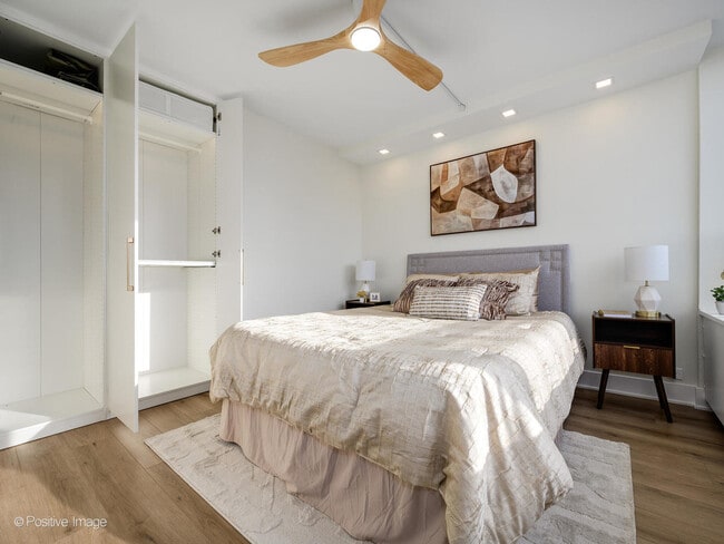 Building Photo - 1360 N Sandburg Terrace