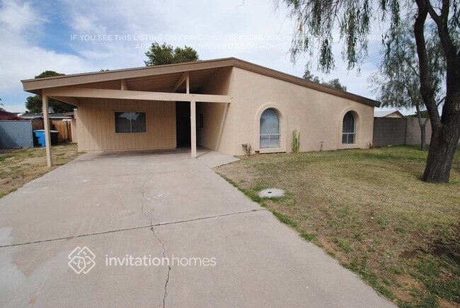 Building Photo - 2202 W Charleston Ave