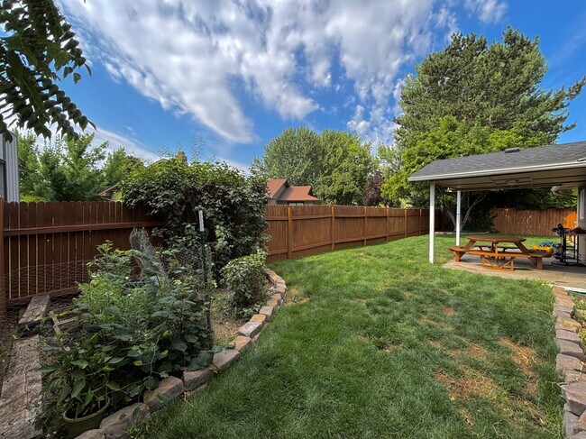 Building Photo - 8809 W Donnybrook Dr