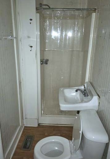 Building Photo - 300 Smythe St