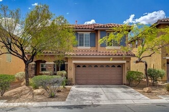 Building Photo - *MOUNTAINS EDGE 3 BED 2.5 BATH * COMMUNITY POOL, FITNESS CENTER, AND SPA *