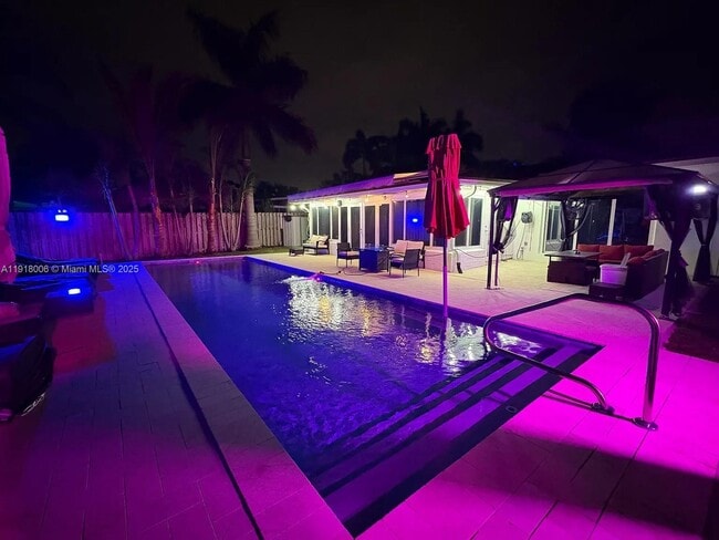 Building Photo - 963 Nautilus Isle