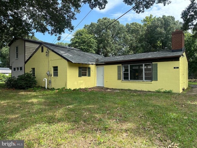 Building Photo - 80 Westmoreland Dr