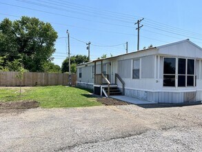 Building Photo - 1219 W Choctaw St