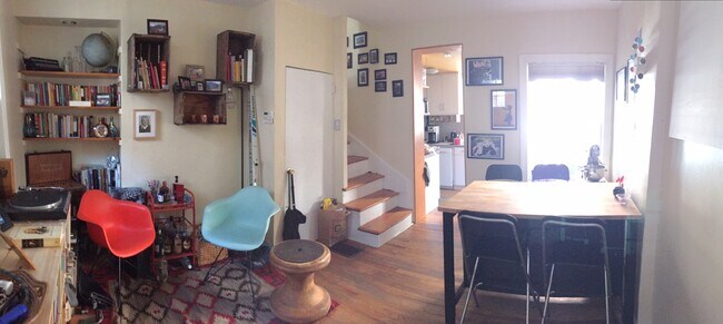 Living Room - 2409 Panama St
