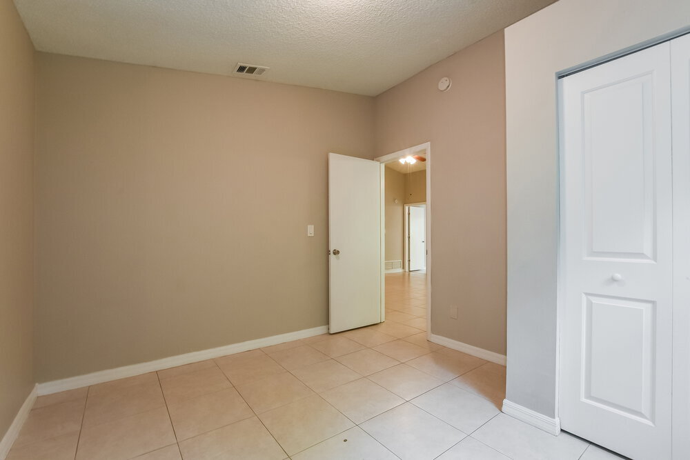 Building Photo - 496 Wild Fox Dr