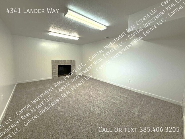 Building Photo - 4341 Lander Way