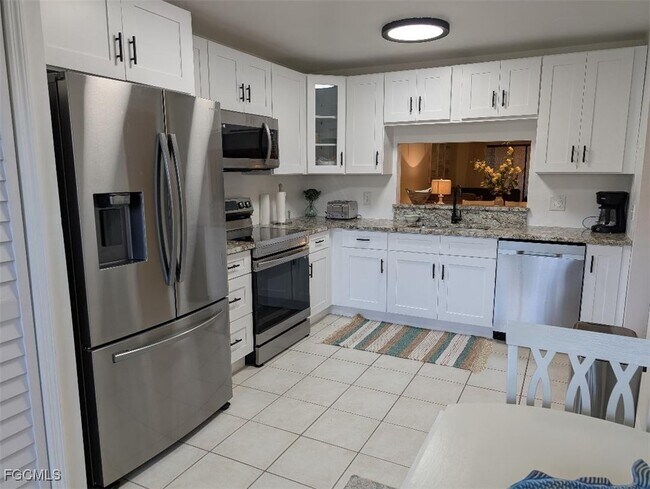 Building Photo - 15493 Admiralty Cir