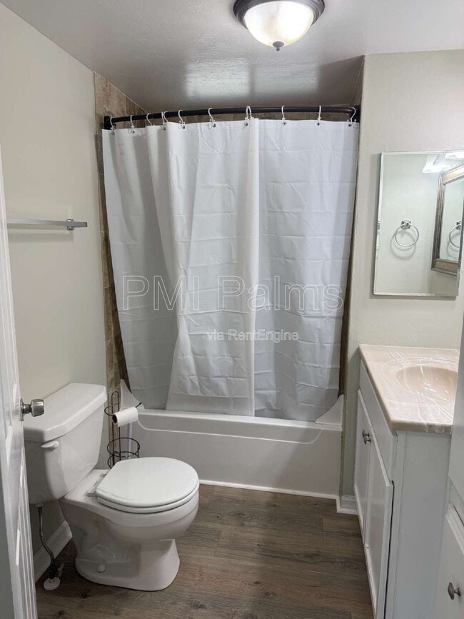 Building Photo - 17719 Carthage Ave