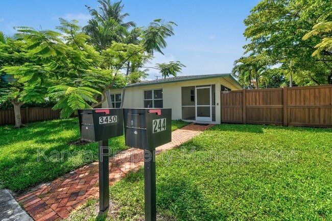 Building Photo - 3450 S Olive Ave