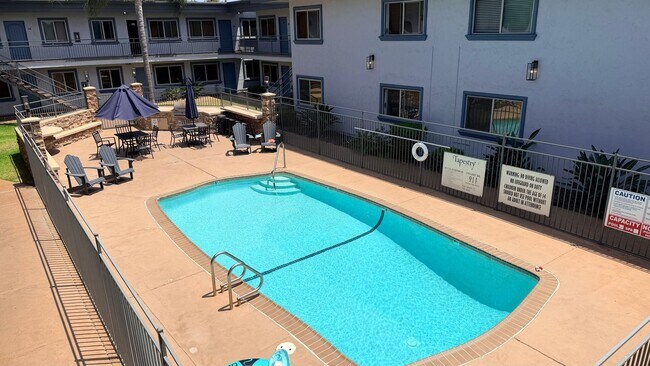 Building Photo - FOR RENT 1bedroom 1 bath apartment in Imperial Beach.