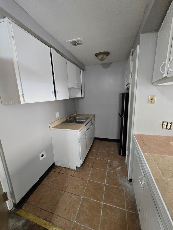 Building Photo - 1885 Taylor Rd