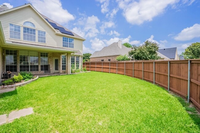 Building Photo - 7728 Saragosa Creek Dr