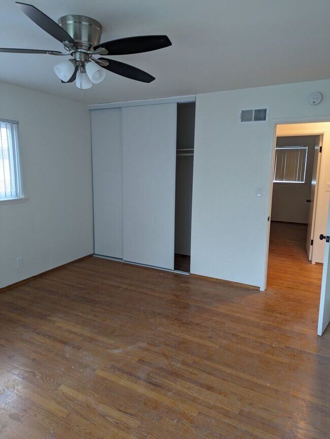 Building Photo - 2 Bed/1 Bath in Lemon Grove