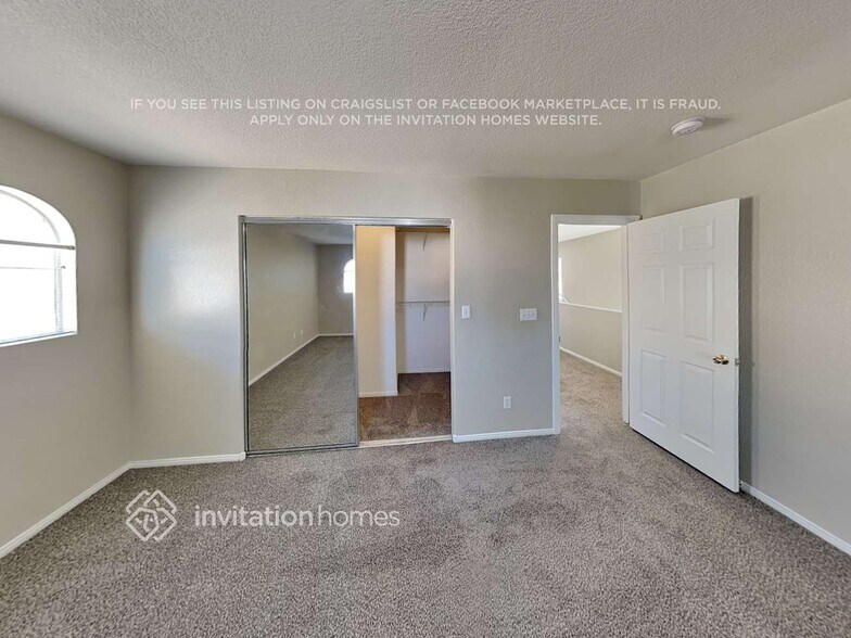 Building Photo - 9912 Via Delores Ave