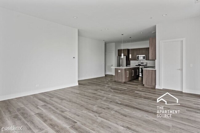 Building Photo - 2 br, 2 bath Apartment - 1956 N Fairfield Ave