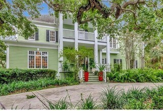 Building Photo - 6220 Bayshore Blvd