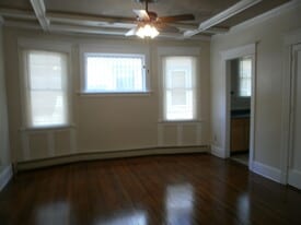 Building Photo - 405 Ellsworth Ave