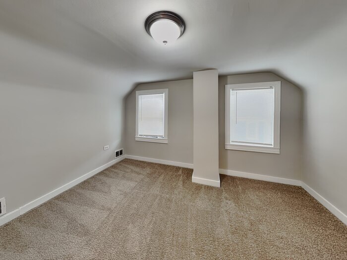 Building Photo - 3113 Offutt Rd