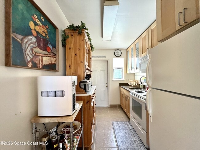 Building Photo - 710 Flamingo Dr