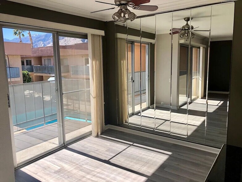 Building Photo - 400 N Sunrise Way