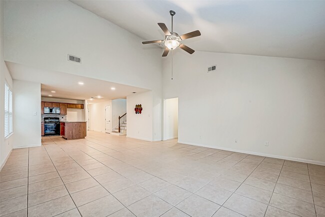 Building Photo - 18302 Mossy Creek Ln