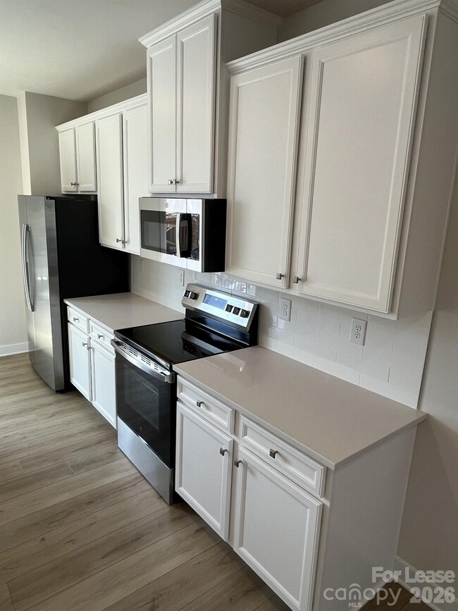 Building Photo - 5013 Griers Hl Dr