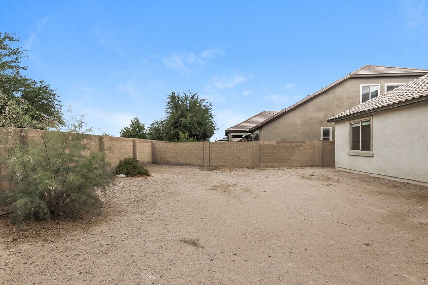 Building Photo - 6114 S 30th Ln